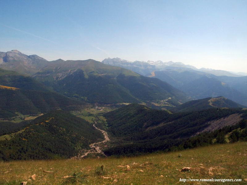 VALLE DE LINÁS DE BROTO DESDE EL PUERTO